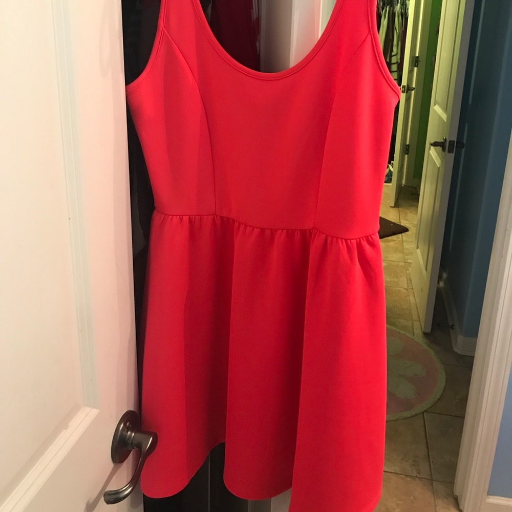 Neon pink dress - Picture 2 of 2